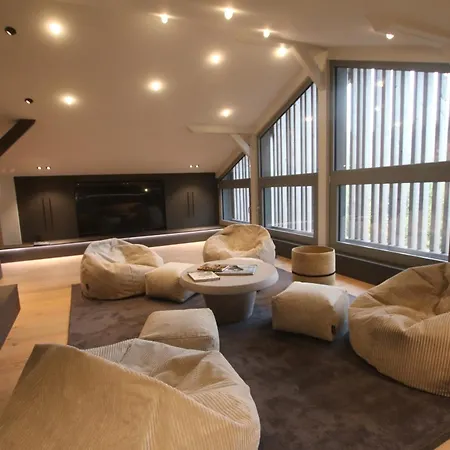 La Loge Aux Loups, Contemporaine Avec Piscine Interieure, Sauna, Local Skis Et Velos, A 100 M Du * Gerardmer
