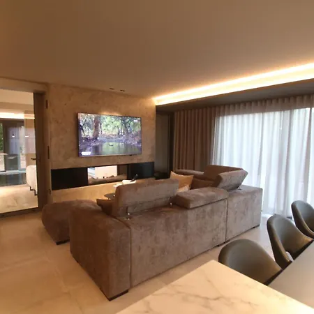 Villa La Loge Aux Loups, Contemporaine Avec Piscine Interieure, Sauna, Local Skis Et Velos, A 100 M Du *