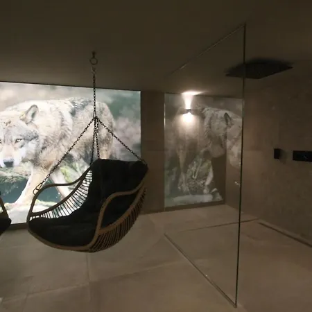 La Loge Aux Loups, Contemporaine Avec Piscine Interieure, Sauna, Local Skis Et Velos, A 100 M Du Villa