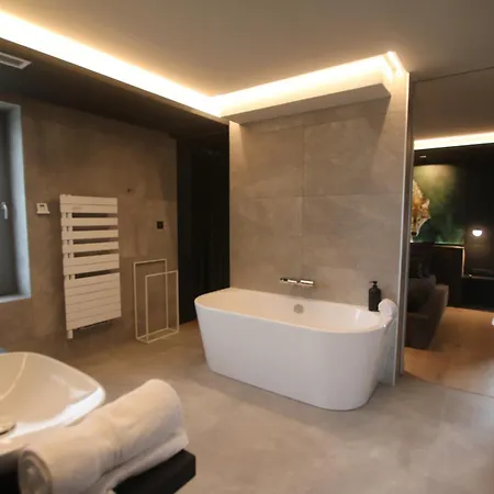 וילה La Loge Aux Loups, A 100 M Du Lac, Piscine Interieure, Sauna, Cheminee, Local Skis Velos *