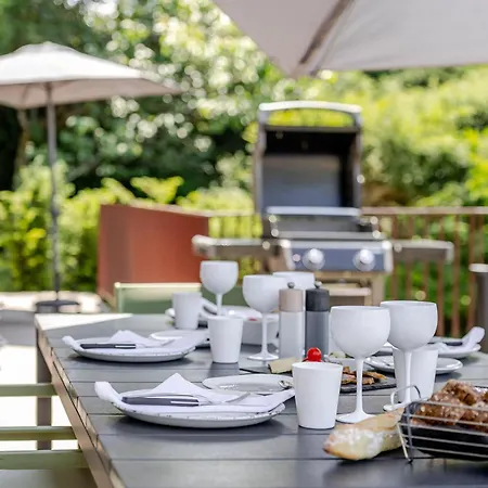 La Loge Aux Loups, A 100 M Du Lac, Piscine Interieure, Sauna, Cheminee, Local Skis Velos וילה