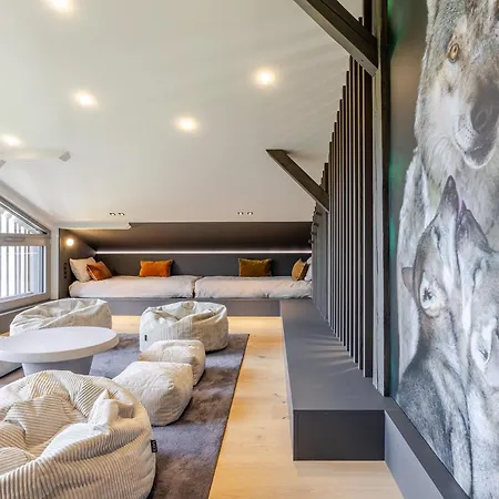 La Loge Aux Loups, A 100 M Du Lac, Piscine Interieure, Sauna, Cheminee, Local Skis Velos * ג'רארדמר