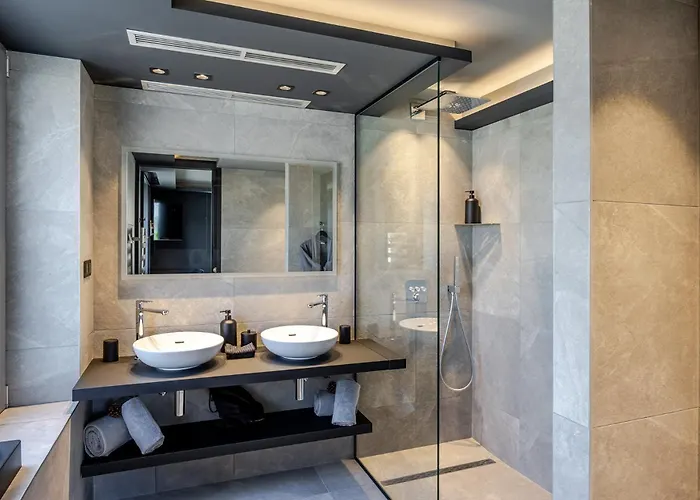 La Loge Aux Loups, A 100 M Du Lac, Piscine Interieure, Sauna, Cheminee, Local Skis Velos Vila *