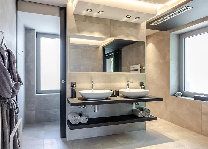 La Loge Aux Loups, A 100 M Du Lac, Piscine Interieure, Sauna, Cheminee, Local Skis Velos Gérardmer