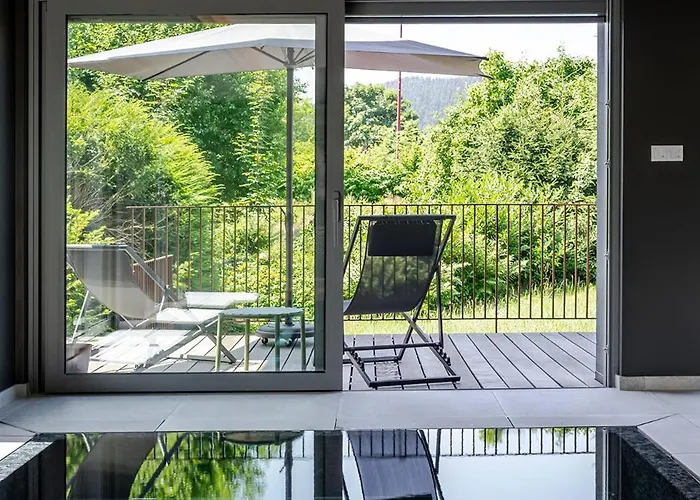 La Loge Aux Loups, A 100 M Du Lac, Piscine Interieure, Sauna, Cheminee, Local Skis Velos Vila