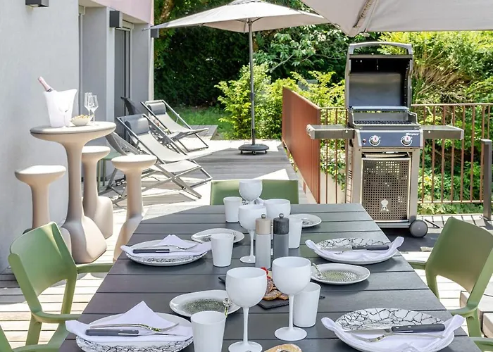 La Loge Aux Loups, A 100 M Du Lac, Piscine Interieure, Sauna, Cheminee, Local Skis Velos Vila *