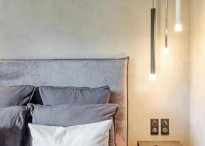 La Loge Aux Loups, A 100 M Du Lac, Piscine Interieure, Sauna, Cheminee, Local Skis Velos Vila *