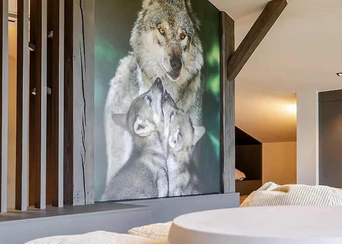 La Loge Aux Loups, A 100 M Du Lac, Piscine Interieure, Sauna, Cheminee, Local Skis Velos Vila *