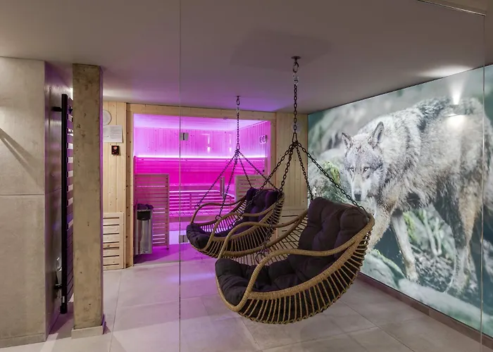 La Loge Aux Loups, A 100 M Du Lac, Piscine Interieure, Sauna, Cheminee, Local Skis Velos Vila *